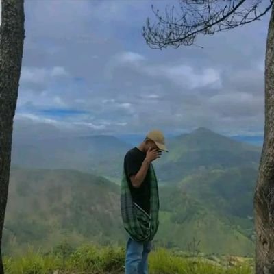 sanjaya_ri47792's profile picture. hidup itu berat, yang ringan mah istirahat