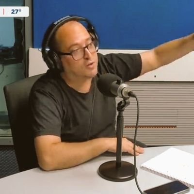 alefuntowicz's profile picture. Productor periodístico. Ídolo de la infancia: Hugo Gatti.