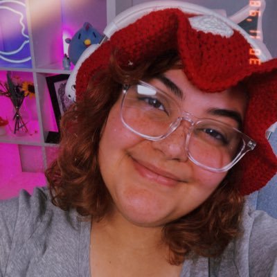 Twitch Affiliate https://t.co/jq4FPR9UP5 | Creator & Founder of @BloomixStudio | Here for the good vibes, hope you are too | itsDeeAmazinggg@gmail.com ✨