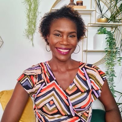 ayda_onthego's profile picture. CEO - AydaOntheGo & Ditch the Hustle Lifestyle - a brand focused on helping entrepreneurs grow their  business with ease!
