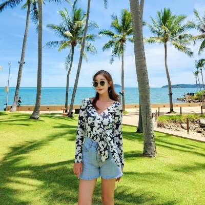 alakanandaalu's profile picture. 