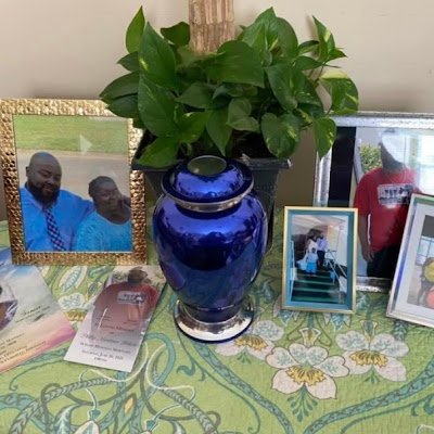 ThompsonAn47508's profile picture. I LOVE ALL MY LIFE🙂‍↔️