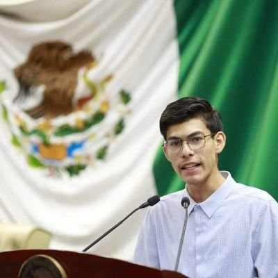 Nayarita comprometido con el cambio.
Creando esperanza en el mundo
⚙️🌎