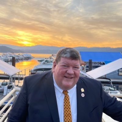 REALTOR®️ @Powered-By, 2020 Idaho REALTOR®️ of the Year, 2019 President @BoiRealtors, District VP, @IdahoREALTORS, RPAC HOF, ex-HP, Boise St. Alum