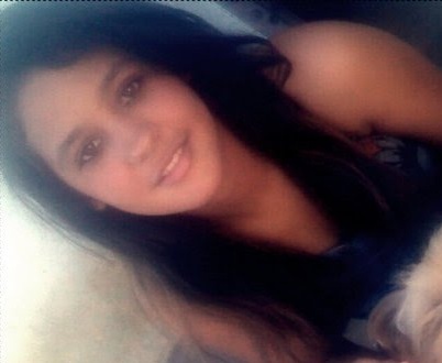' ~ Por dentro umα personαlidαde minhαα .! ' Por forαα um conceito seu . http://t.co/u5prM5nIlX