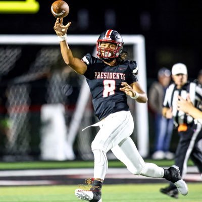 UNCOMMITTED | Marion Harding High School C/O 2024 | QB 6’3 200 | GPA 3.2 | NCAA ID: 2304849038 | Dm’s are open check me out ⇣🐶🎬🏈