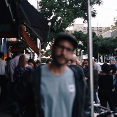 notfoxroyale's profile picture. 