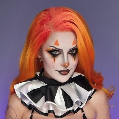 Spooky Girl 👻 Alt fashion 💜 Cosplay ⚔️