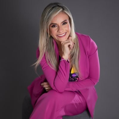 Directora Red #SiempreValientes Abogada Esp - Magister- Candidata a Doctorado - Ex Secretaria de la Mujer de Santander - Ex candidata a la Asamblea de Santander