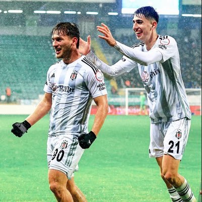 Beşiktaş fan | Ricardo Quaresma, Semih Kılıçsoy, Arda Güler, Kenan Yıldız, and Rachid Ghezzal enthusiast | @besiktas #MadeForThis #BroncosCountry