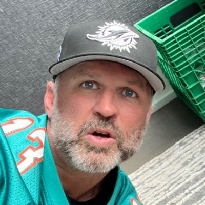 This is my only social media so beware of any digital doppelgängers. Always #FinsUp! Not investment advice. Try to be nice. Find me on FC paullavers.eth.