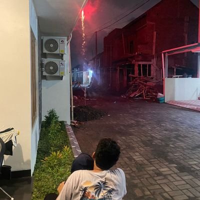 aliarcha's profile picture. Obor yang dinyalakan di malam gelap-gulita ini, kami serahkan kepada angkatan kemudian (Digoel,1933)