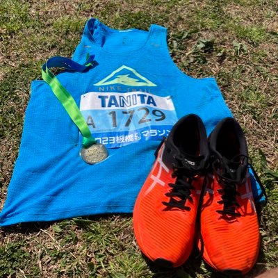 40代後半浦和レッズ&走ることを趣味にやってますPB 1500m4分51秒0(2023 AGEO Distance Challenge)/5000m18分16秒(まるおカップ)/10k37分53秒(2025白岡)/ハーフ1時間23分39秒(2025高根沢ハーフ)/フル2時間58分17秒(2025勝田マラソン)