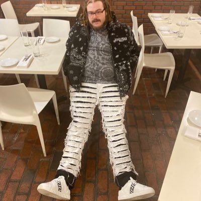 Tdaddy_7's profile picture. #CutDifferent RIP DEVON