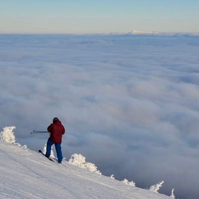 Snow lover. Skier, hiker and kayaker who calls the Adirondacks home! Adirondack YouTuber and Video Producer/Reporter for @AccuWeather.