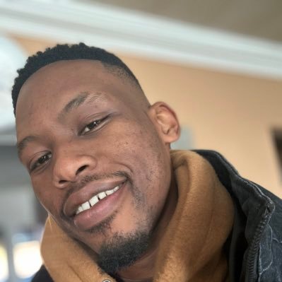 Joshua 1:9| Manchester United Fan⚽️| Entrepreneur| the Lord is my Shepard I have everything I need |