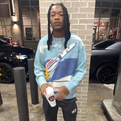 _jayjay100's profile picture. everybody cant come 🔥