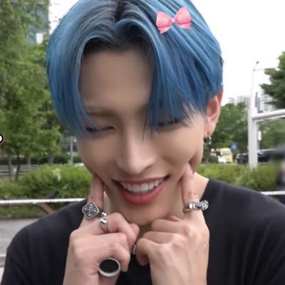 @ATEEZofficial 🫶 || moderately active and rt heavy; let’s get along! :)