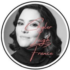 ChylerLeigh France™ Updates /More Bienvenue sur le 1er compte source Français sur @chy_leigh