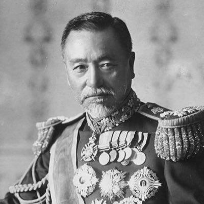 皆さん、国益を考えた消費行動をしましょう。 今私達はユニクロ、ニトリ、ダイソーなどのコスパ優先商品を買うことが当たり前になっています。これらの企業は海外で安く開発し、輸入し、国内産業を毀損しています。国外投資の結果、日本人の給料は上がりません。こういう売国企業の商品を買うのはそろそろやめませんか。