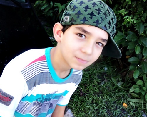 Prazer , meu nome é Júlio ^^ .. Segue ?