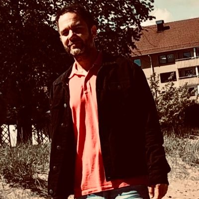 Funded Forex Trader 📈• Binary Options Expert • Trading Education • Crypto • Artist and Music Composer 🎹 • Sweden 🇸🇪
