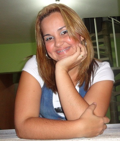 Raizeira de plantão...sou uma pessoa legal,sou casada, tenho um filho (MATEUS) e casada com (JÚNIOR MOTO PEÇAS)