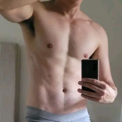 Pinocch34981986's profile picture. Just looking 👀