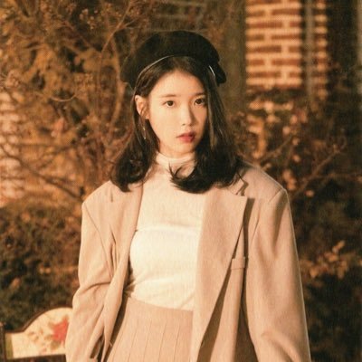 IU_is_god_ Profile Picture