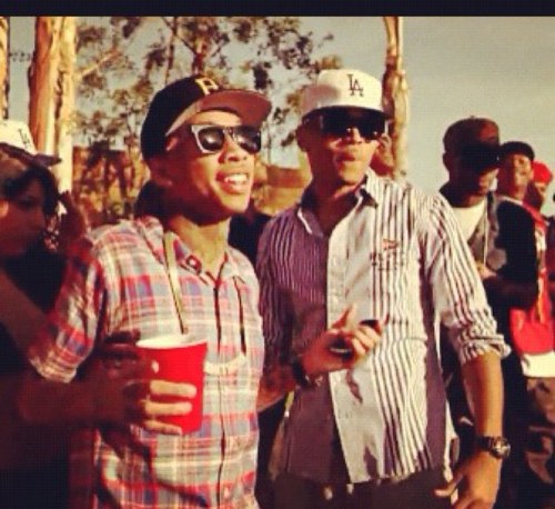 LosLakersBeats's profile picture. Exclusive Vancouver/Los Angeles producer, worked w/ new school recording artists @Drake and @LilTunchi