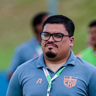 Bacharel em Educação Física pela ESEF-UPE, militante do Esporte e do Futebol. Atualmente, treinador sub-20 no CRB/AL.