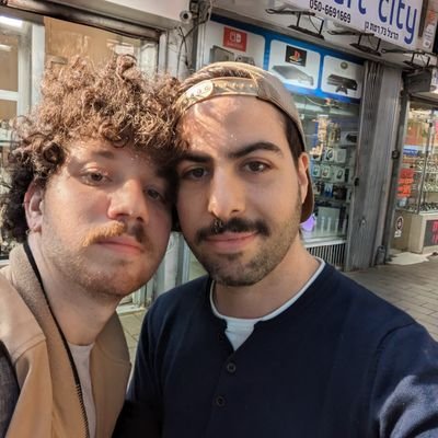 jonathan_avidan's profile picture. Musician and linguist; singer 🎶
