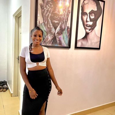 BibiEfhya's profile picture. 