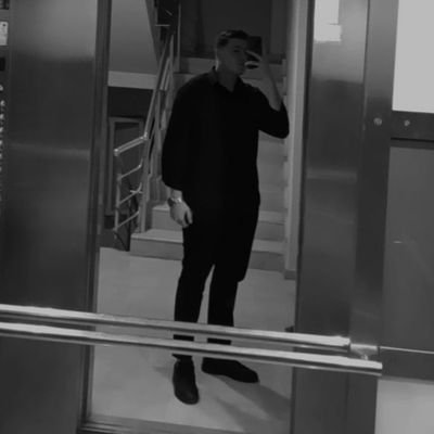 bugraiisler's profile picture. 01•