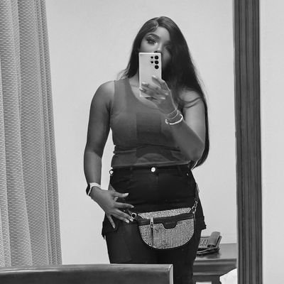 Ifemii26's profile picture. 