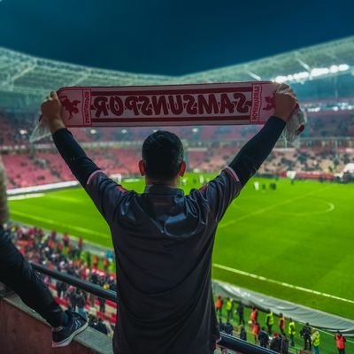 𐱅𐰇𐰼𐰚
Bayrağına Aşık,Vatanına Sevdalı 🐺
Samsunspor 🤍❤️