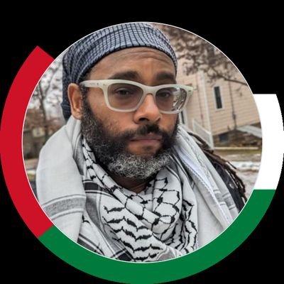 English PhD Candidate--all opinions mine.
I used to drive a bus. Now I teach undergrads.
Black man with a white mom. Not