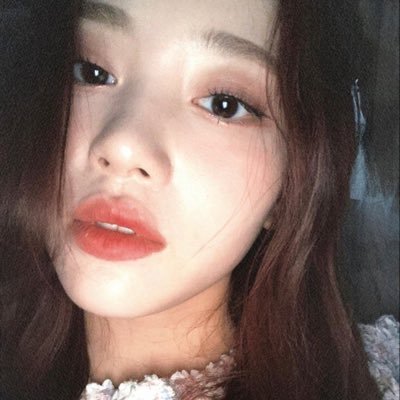 crownedxiaoting Profile Picture