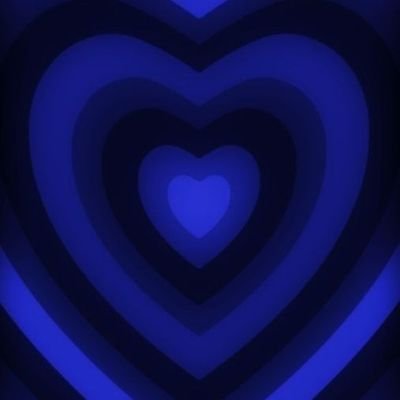 lovvverblue's profile picture. 