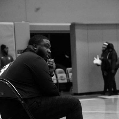 Assistant Men’s Basketball Coach at IIT(Illinois Institute of Technology) in Chicago.