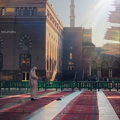 ‏‏‏وما كَثُرَت العُيُوب إلا مِنَ الاغتِرار بِعلَّام الغُيُوب !
الحافظ الذهبي رحمه الله.
[ تاريخ الإسلام ( ٦ / ٢٣١ ) ]