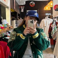 semi-retired kriz (@ellezirkpdx) 's Twitter Profile Photo