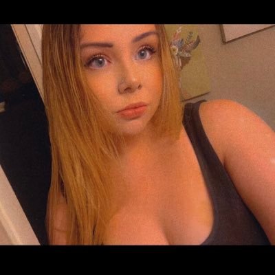 samanthafxrman's profile picture. I'm a depressed ass bitch //// Why does everyone call me a hippie? (Thanks for the tragedy I need it for my art. -Cobain) ☠.