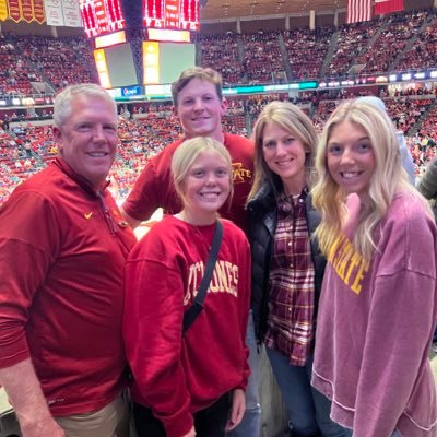 mom of three amazing kids, wife to a great man, daughter to the best parents & lifelong Cyclone fan ❤️💛