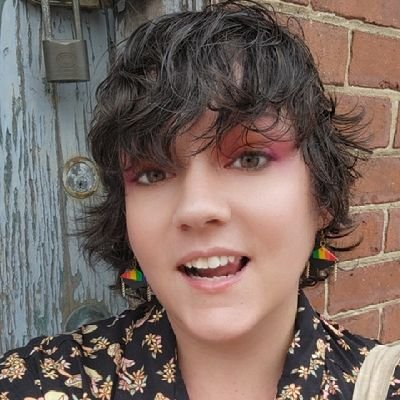 'Your energy is terrifying and confounding'~ Bri // Sometimes I write things. 35, she/her/they // queer af// https://t.co/WHzo0We0gV