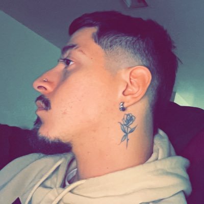 Razomainstream's profile picture. 23