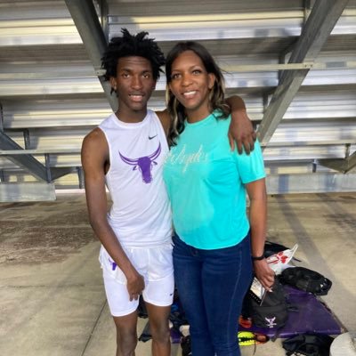 Morton ranch fast mavs | class of ‘25|400m 4x4 relay | 3.6 gpa