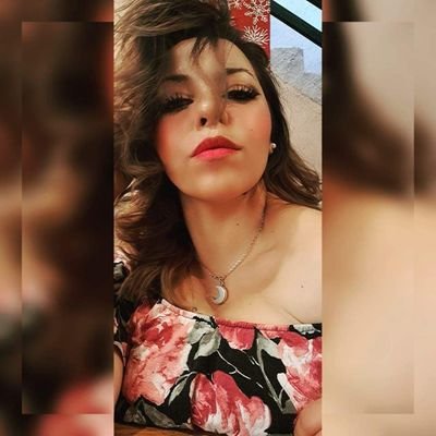 Yo siempre he creído que mi forma de escribir es mi forma de doler, y que a las personas que les gusta cómo escribo, en realidad les gusta cómo duelo.
-MW-
💜