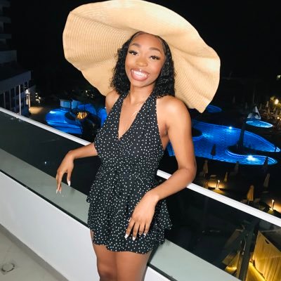 Somebody’s Daughter 🙏🏾❤️📝 | Creative Storyteller & Content Creator | https://t.co/edkZqm60xS
