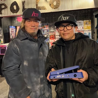 高校時代からずっとLOUDNESS、高崎晃さんの大ファンのアラフィクおじさんです。学生の時少しやっていたギターをコロナ禍を機に、また始めました。